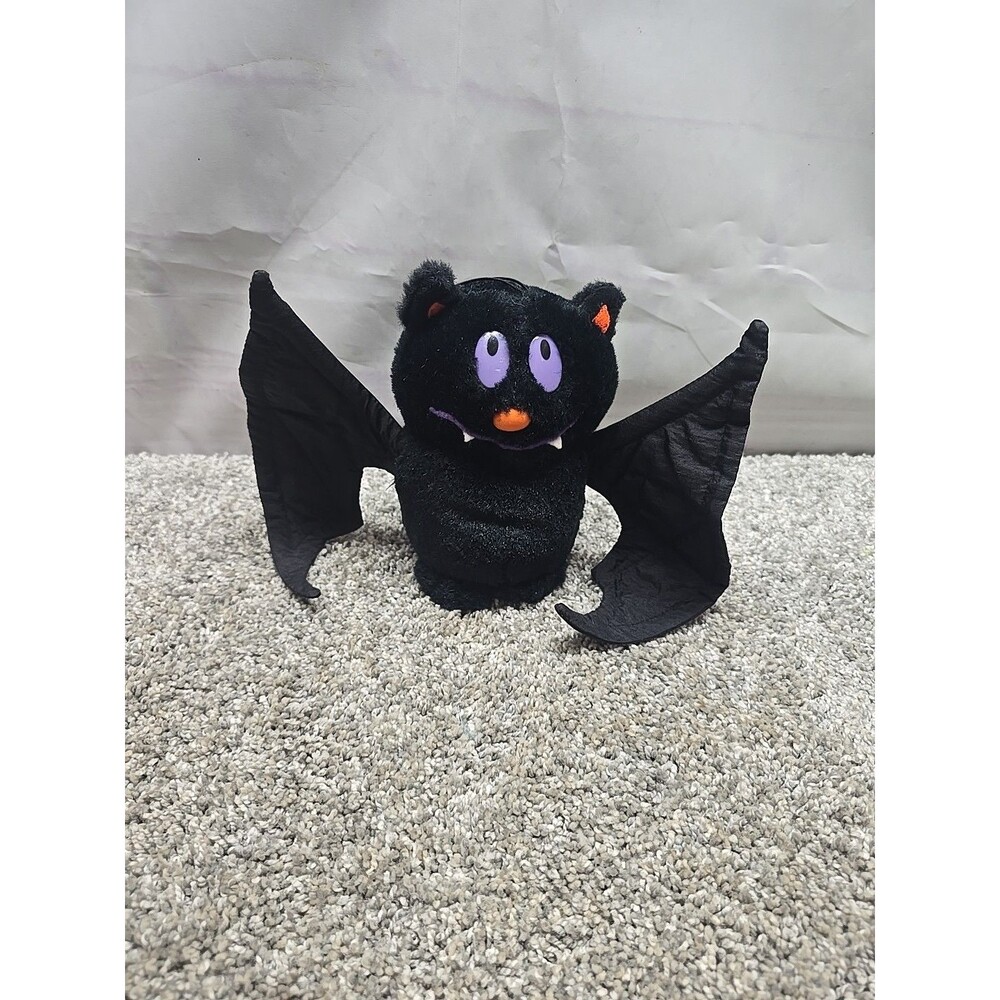 Vintage 1996 Gibson Greetings Hanging Bat Halloween  Laughs DOES NOT VIBRATE